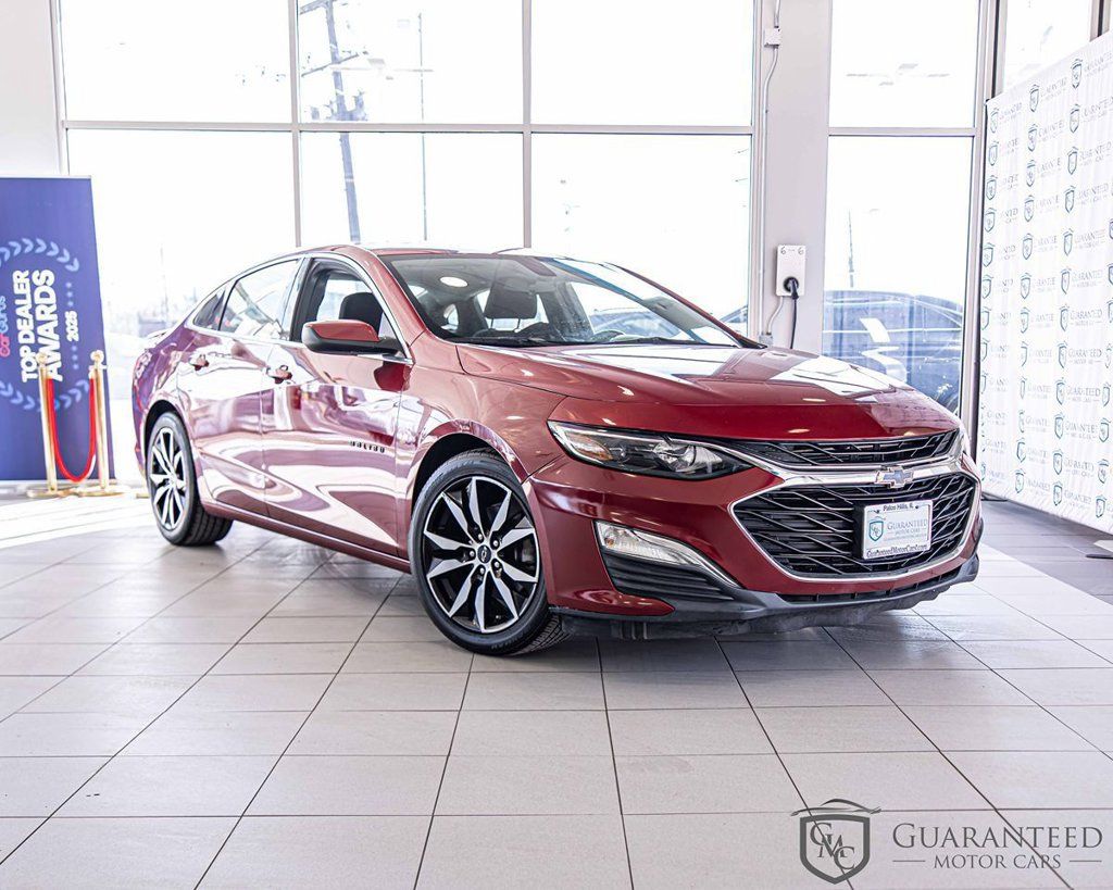 Used 2021 Chevrolet Malibu RS FWD image 3