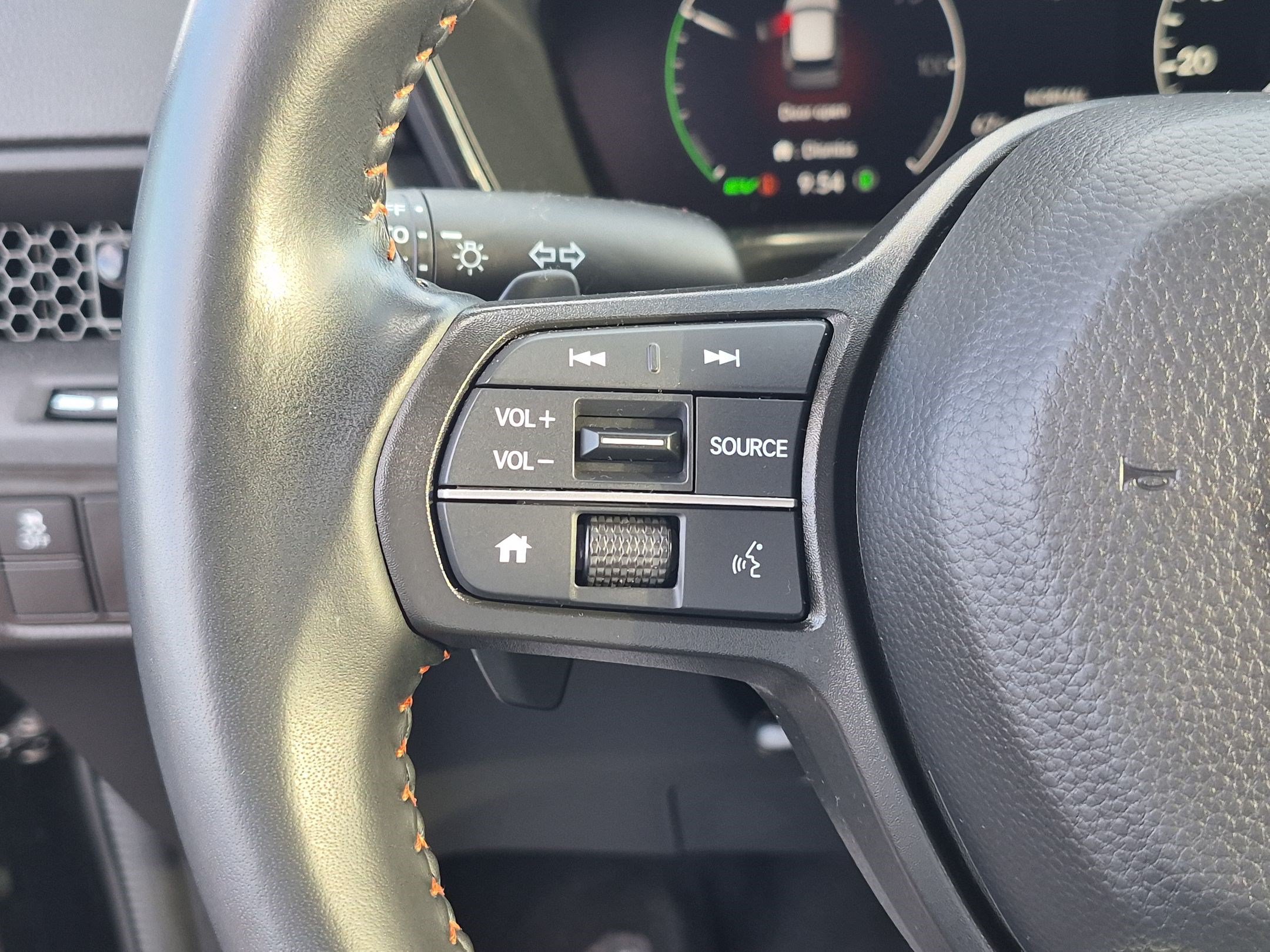 Used 2025 Honda CR-V Sport image 19