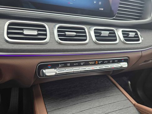 Used 2026 Mercedes-Benz GLE 450 4MATIC image 33