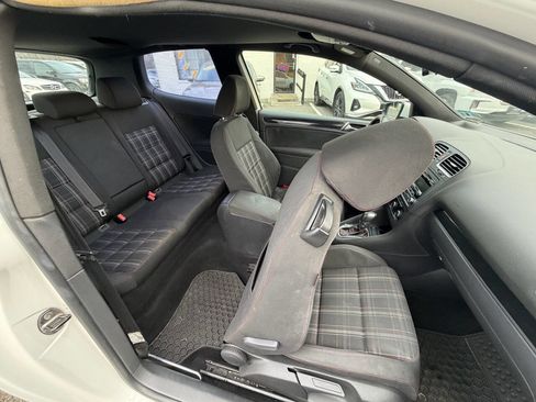 Used 2012 Volkswagen Golf 2-Door FWD image 26