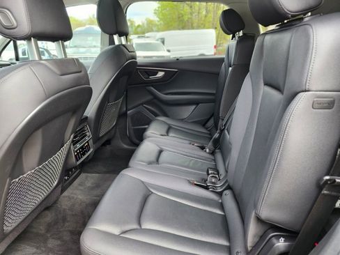 Used 2023 Audi Q7 3.0T Premium Plus AWD/4WD image 16