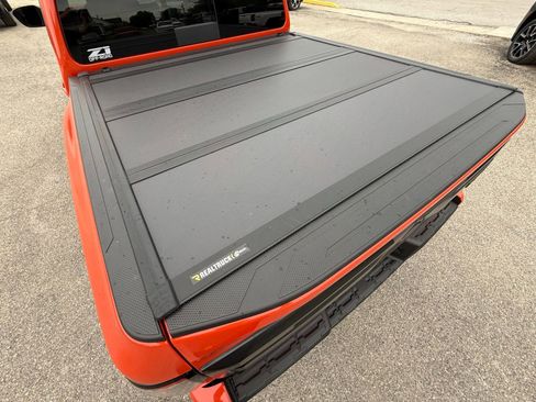 Used 2025 Nissan Frontier PRO-4X AWD/4WD image 26