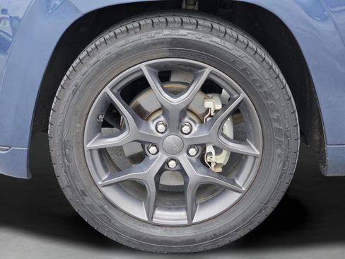 Used 2019 Jeep Grand Cherokee Limited X RWD image 33