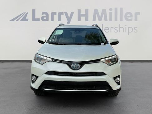 Used 2016 Toyota RAV4 Limited w/ Advanced Technology Package AWD/4WD image 8