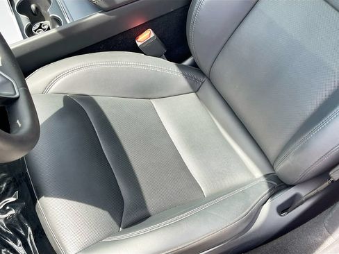 Used 2024 Tesla Model 3 Standard Range RWD image 17