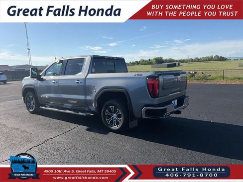 Used 2022 GMC Sierra 1500 SLT w/ Technology Package AWD/4WD image 5