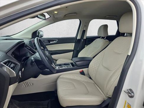 Used 2023 Ford Edge Titanium AWD/4WD image 14