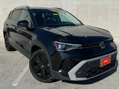 Certified 2025 Volkswagen Taos SE