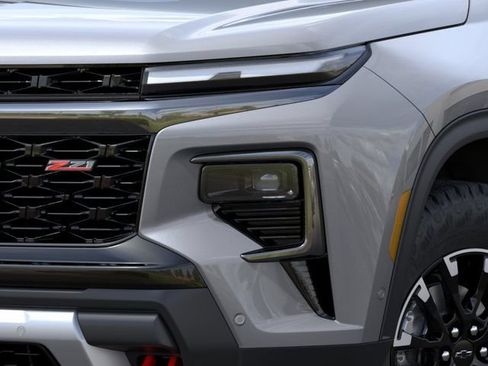 New 2026 Chevrolet Traverse Z71 w/ Enhanced Driving Package AWD/4WD image 10