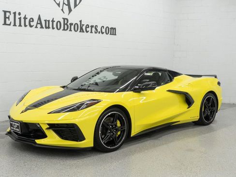 Used 2021 Chevrolet Corvette Stingray Preferred Conv w/ Z51 Performance Package image 38