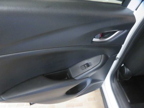 Used 2021 MAZDA CX-3 Sport FWD image 18