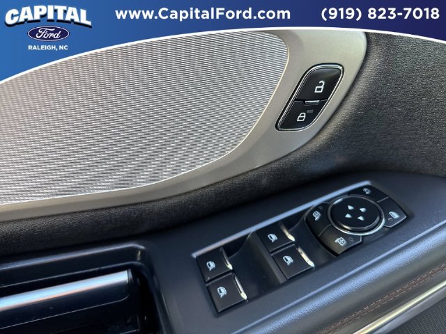 Certified 2025 Ford Expedition Active AWD/4WD image 21