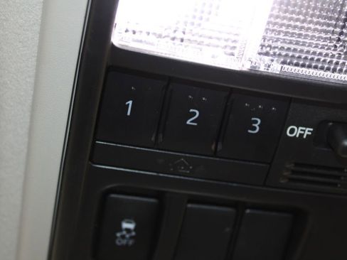 Used 2022 Toyota 4Runner Limited image 53