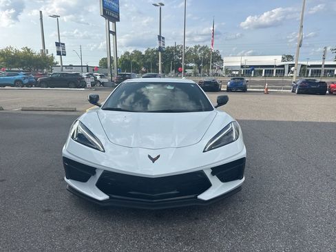 Used 2023 Chevrolet Corvette Stingray Premium Conv w/ Z51 Performance Package RWD image 3