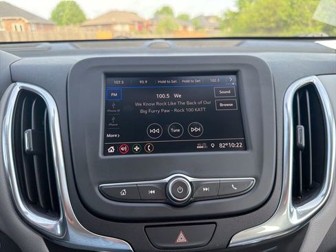 Used 2020 Chevrolet Equinox LS FWD image 18