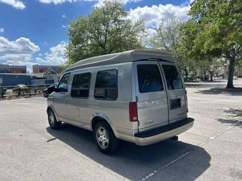Used 2004 Chevrolet Astro RWD image 8