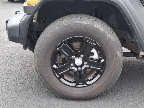 Used 2022 Jeep Wrangler Unlimited Sport AWD/4WD image 33