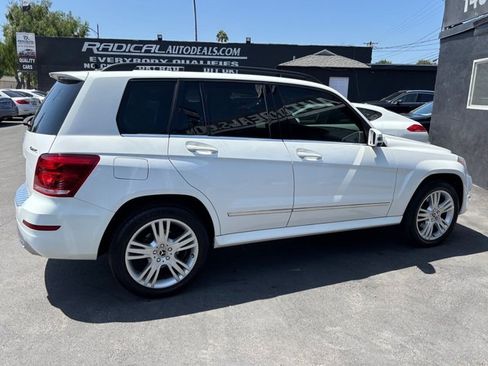 Used 2014 Mercedes-Benz GLK 350 4MATIC image 24
