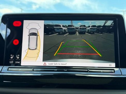 New 2025 Volkswagen Atlas SEL image 15