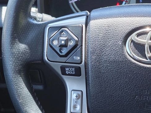 Used 2018 Toyota 4Runner SR5 Premium AWD/4WD image 13