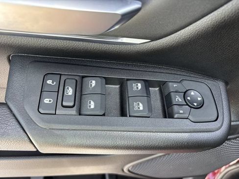 Used 2025 RAM 1500 Big Horn AWD/4WD image 19