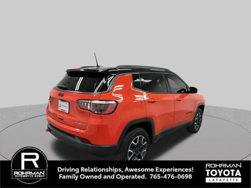 Used 2019 Jeep Compass Trailhawk w/ Leather Interior Group AWD/4WD image 6