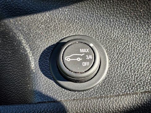 Used 2020 Buick Envision Premium AWD/4WD image 16