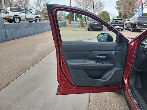 New 2026 Nissan Kicks SR image 11