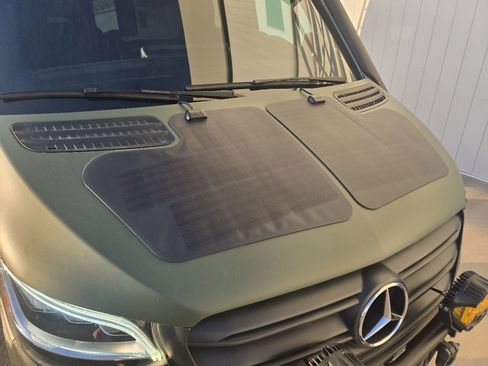 Used 2020 Mercedes-Benz Sprinter 2500 image 16