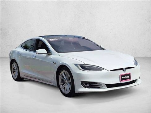 Used 2017 Tesla Model S 90D AWD/4WD image 3