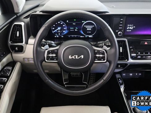 Used 2024 Kia Sorento SX Prestige image 17