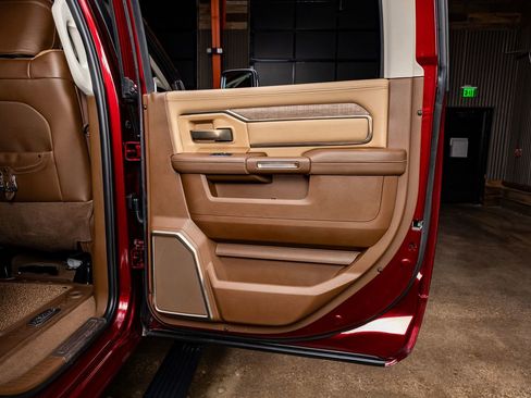 Used 2023 RAM 3500 Limited image 38