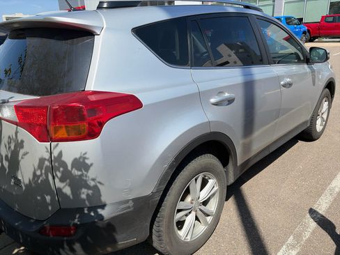 Used 2014 Toyota RAV4 XLE AWD/4WD image 5