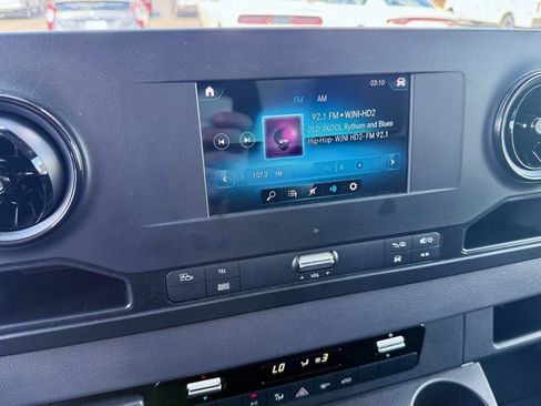 Used 2023 Mercedes-Benz Sprinter 4500 image 13