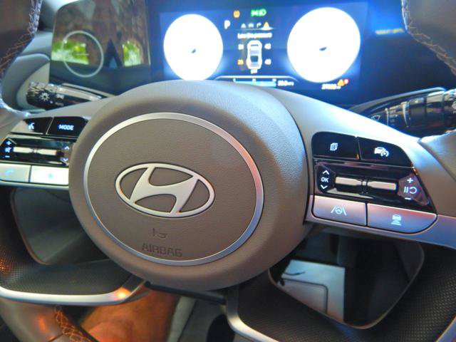 Used 2025 Hyundai Elantra SEL FWD image 18