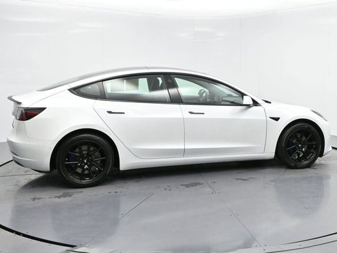 Used 2022 Tesla Model 3 Long Range image 8