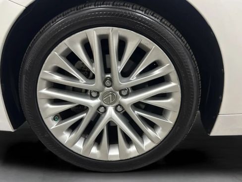 Used 2015 Lexus ES 350 w/ Luxury Package FWD image 27