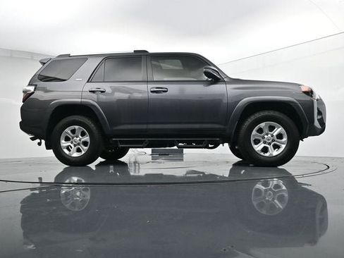 Used 2022 Toyota 4Runner SR5 Premium w/ Moonroof Package AWD/4WD image 36