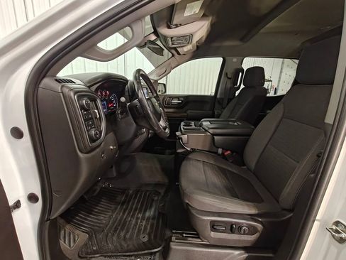 Used 2021 Chevrolet Silverado 1500 LT w/ Convenience Package II image 29