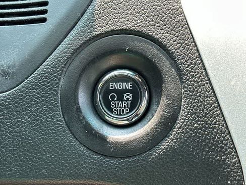 Used 2015 Ford Explorer Limited w/ Equipment Group 302A AWD/4WD image 10