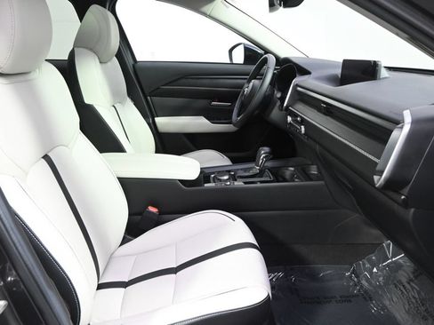 Certified 2026 MAZDA CX-50 AWD 2.5 S w/ Cargo Package image 16