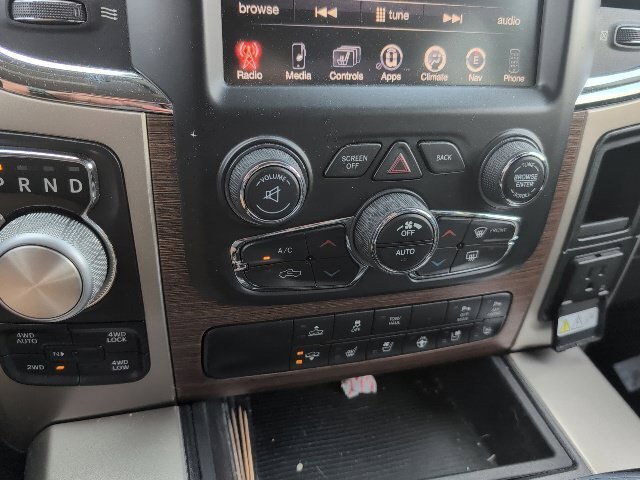Used 2014 RAM 1500 Laramie w/ Convenience Group AWD/4WD image 23