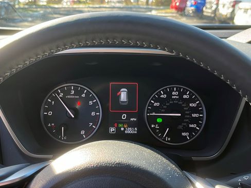 Certified 2025 Subaru Ascent Touring image 11