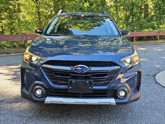 Certified 2024 Subaru Outback Limited AWD/4WD image 3