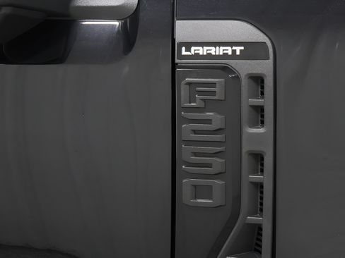 Used 2024 Ford F250 Lariat w/ Black Appearance Package AWD/4WD image 34