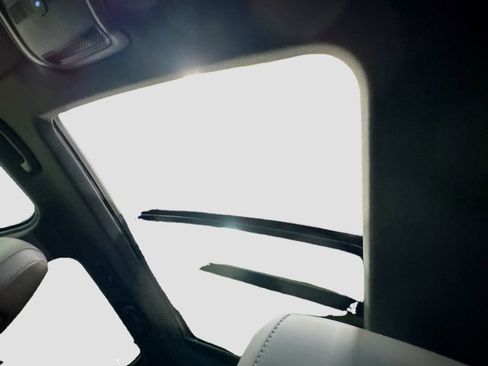 Used 2020 Cadillac XT6 Premium Luxury image 28