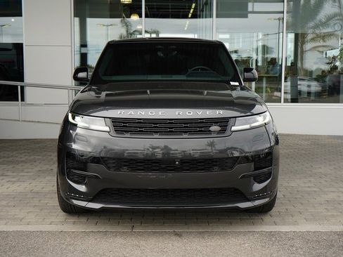 Used 2024 Land Rover Range Rover Sport Dynamic SE image 3