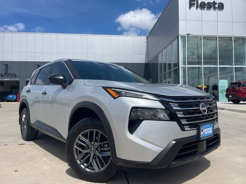 Certified 2024 Nissan Rogue S AWD/4WD image 1