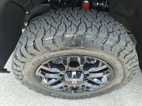 New 2026 Chevrolet Silverado 2500 LT w/ Trail Boss Package AWD/4WD image 9
