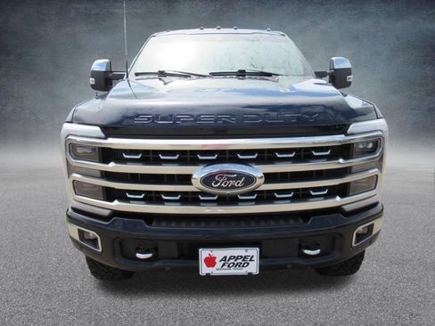 Used 2024 Ford F250 Platinum w/ Tremor Off-Road Package AWD/4WD image 9
